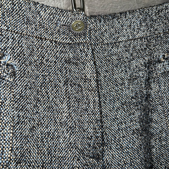 CHANEL - Picture 8 of 10